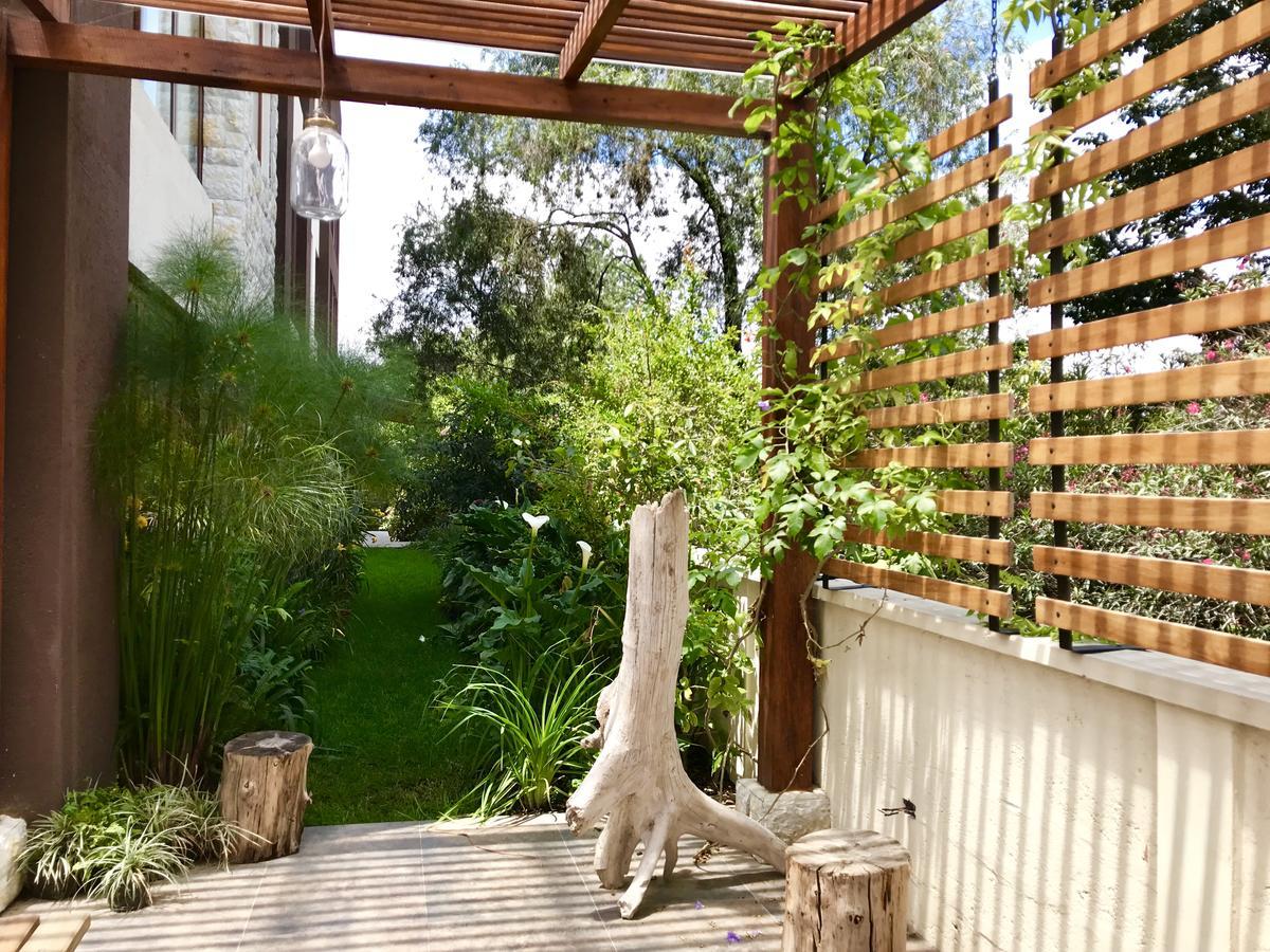 Ilalo Garden Hotel & Restaurant Quito Exterior photo